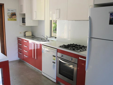 A AAA C-SHACK - Accommodation in Brisbane 10