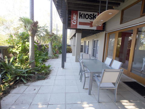 A AAA C-SHACK - Accommodation in Brisbane 2