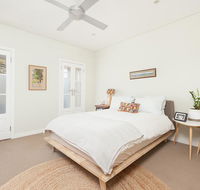 'Darling Lily' - Your Townhouse Hideaway - Accommodation in Brisbane