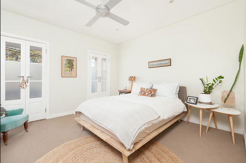 'Darling Lily' - Your Townhouse Hideaway - Accommodation in Brisbane 0