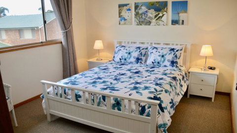 'Lighthouse Palms' - Accommodation in Brisbane 2