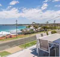 'Salt  Light' Mollymook - Accommodation in Brisbane