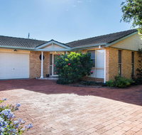 1/4 Huntly Close - Accommodation in Brisbane