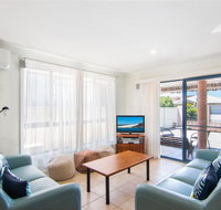 1/54 Parkes Airconditioned - Accommodation in Brisbane