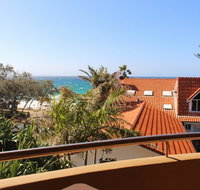 1/9 Marine Parade Wategos Beach - Beachbound - Accommodation in Brisbane