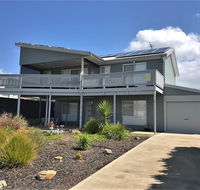 10 Hobart Road - Accommodation in Brisbane