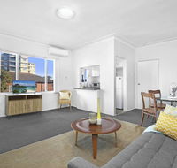 10 South Pacific 2 Bedrooms - Accommodation in Brisbane