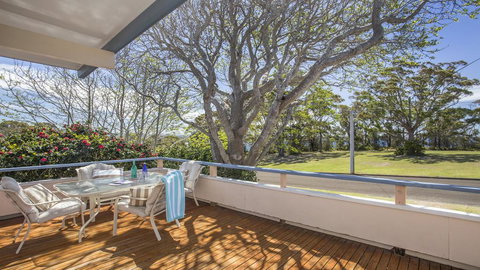103 Bannister Head Rd - Beaming Bannister Retreat - Accommodation in Brisbane 0