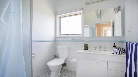 103 Bannister Head Rd - Beaming Bannister Retreat - Accommodation in Brisbane 2