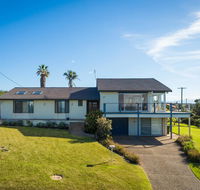 106 Ocean Parade Dalmeny - Accommodation in Brisbane