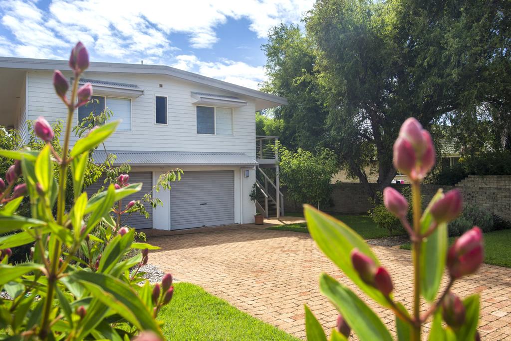 Pointer Mountain NSW Accommodation in Brisbane