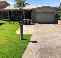 121 Montague Avenue Kianga - Accommodation in Brisbane