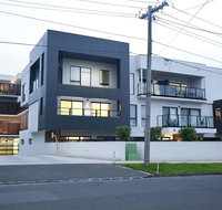136 Light-filled Homely Box Hill Apt 2Bed2BathFreeParking