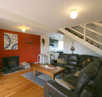 14 Cobbon Crescent Jindabyne - Accommodation in Brisbane