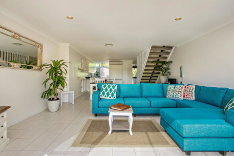 2 James Cook Apartments - Accommodation in Brisbane 0