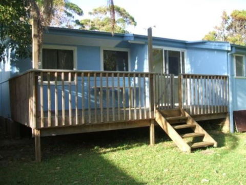 2/9 Donlan Rd - Delightful Donlan - Accommodation in Brisbane 0