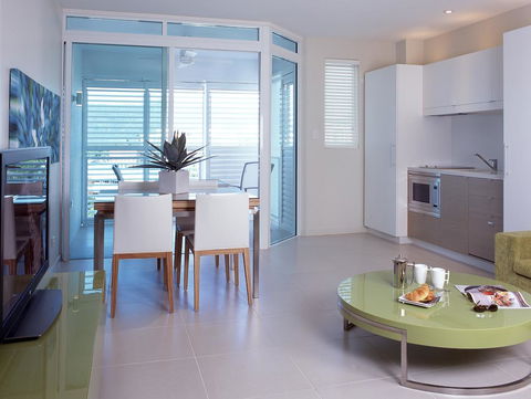 201 Lake Street - Accommodation in Brisbane 3