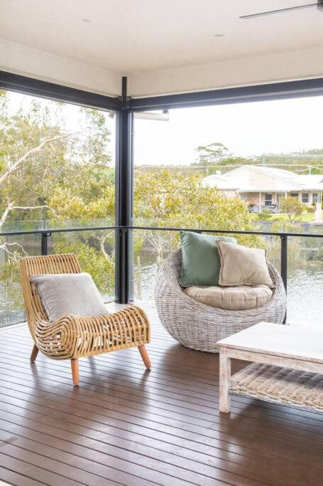 CABA17 - Waterfront Home With A Pool! - Accommodation in Brisbane 2