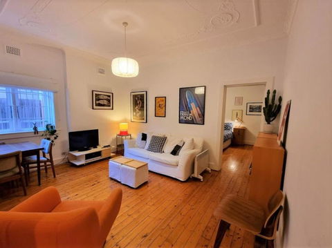Classic Bondi 1 Bed A Few Steps From The Beach - Accommodation in Brisbane 3