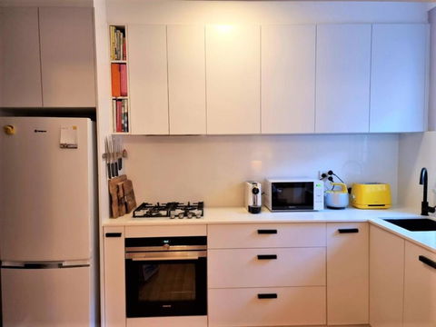 Classic Bondi 1 Bed A Few Steps From The Beach - Accommodation in Brisbane 4