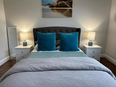 Daisy Cottage On Duke 2BR - Accommodation in Brisbane 1