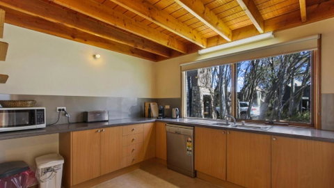 Deep Powder - Accommodation in Brisbane 3