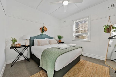 Dejorja Studio - CBD, Eclectic Retreat For 2 - Accommodation in Brisbane 1