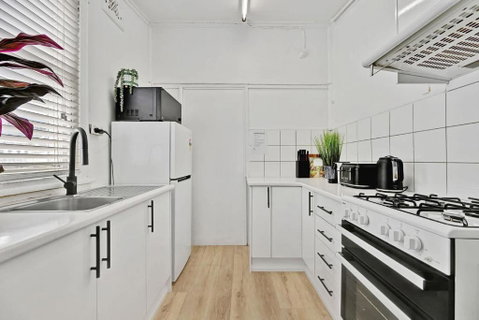 Dejorja Studio - CBD, Eclectic Retreat For 2 - Accommodation in Brisbane 2