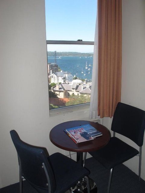 Devere Hotel - Accommodation in Brisbane 4