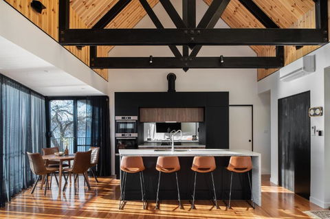 Deviot Boat House - Accommodation in Brisbane 3