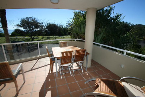 3/54 Lawson St - The Palms 3 - Accommodation in Brisbane 1