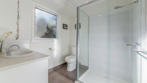 37 Barramundi Ave, Smiths Beach - Accommodation in Brisbane 2