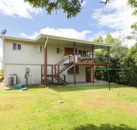38 Yarrong Road - Accommodation in Brisbane
