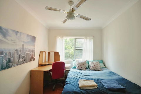 3BR Quiet & Convenient Area Of Parramatta UWS - Accommodation in Brisbane 2