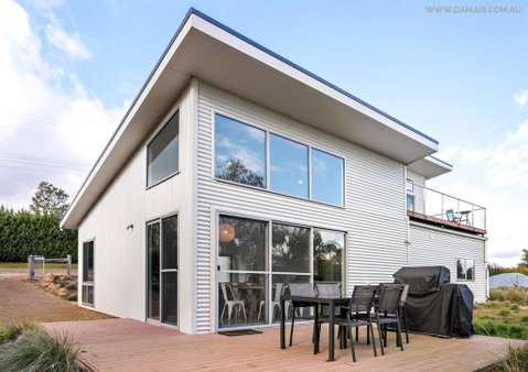 4 King Or 8 Single Beds WiFi, Netflix, Pet Friendly - Accommodation in Brisbane 0