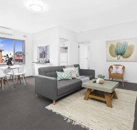 4 South Pacific 2 Bedrooms - Accommodation in Brisbane