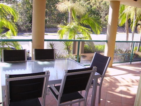 4/84 Lawson Street - Beach Haven 4 - Accommodation in Brisbane 0