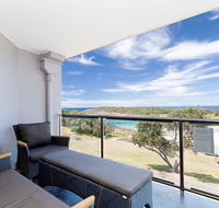 5 'The Outlook' 4 Ocean Parade - overlooking Boat Harbour beach and ducted air conditioning - Accommodation in Brisbane