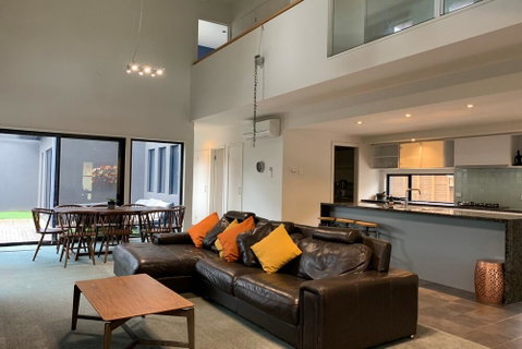 7 Findlay Street - Accommodation in Brisbane 2