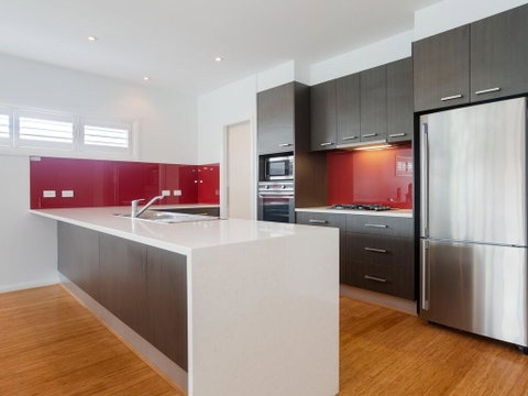 7 Judith Street - Stunning Duplex With Ducted Air - Accommodation in Brisbane 2