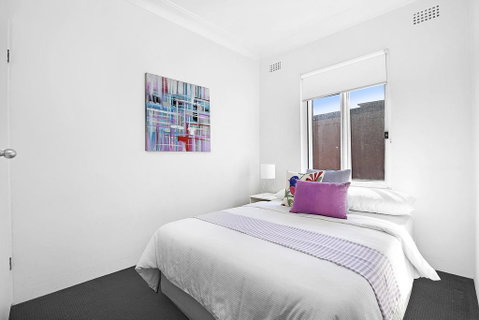 7 South Pacific Apartments - Accommodation in Brisbane 2