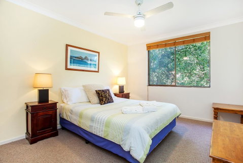 70 Lawson Street@Clarkes Beach - Accommodation in Brisbane 2
