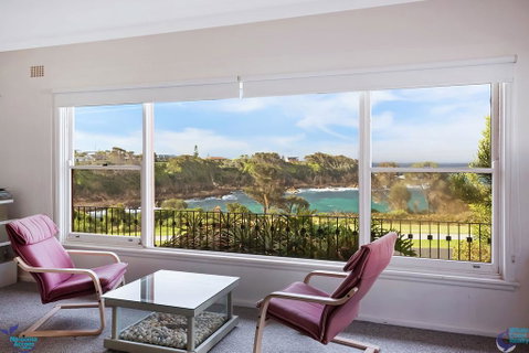 84 Ocean Parade - Accommodation in Brisbane 0