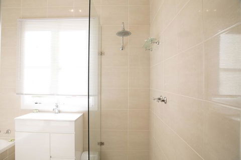 88 Morrisset - Accommodation in Brisbane 3