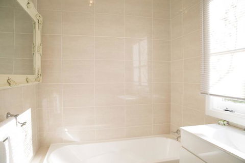 88 Morrisset - Accommodation in Brisbane 2