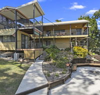 9 Merinda Crescent - Accommodation in Brisbane