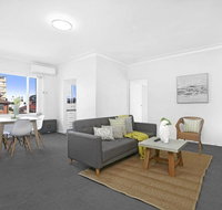 9 South Pacific 2 Bedrooms - Accommodation in Brisbane