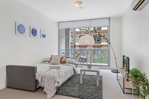 A Modern & Stylish Studio Near Darling Harbour - Accommodation in Brisbane 3
