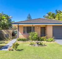 A SWEET ESCAPE - Carefree Beach Home - Accommodation in Brisbane