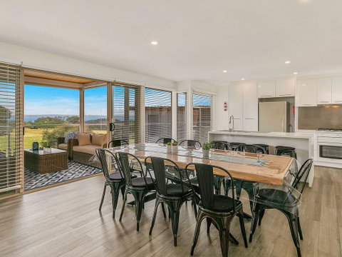 A Wave From It All - Accommodation in Brisbane 2